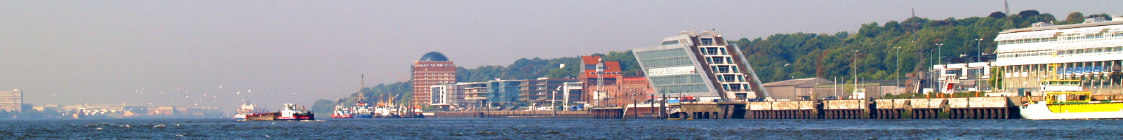 Hamburg Hafen Landungsbruecken